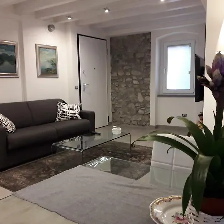Casadina בית נופש מונטה איזולה