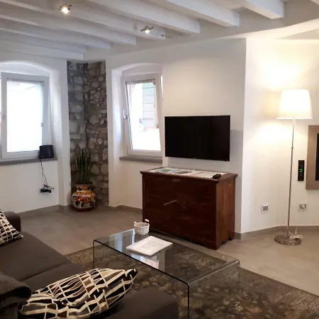 Casadina Monte Isola